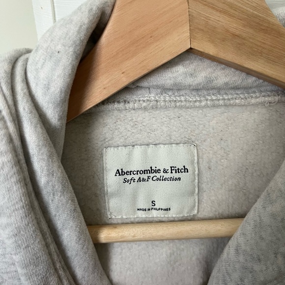 Abercrombie and fitch cropped hoodie - Picture 2 of 2